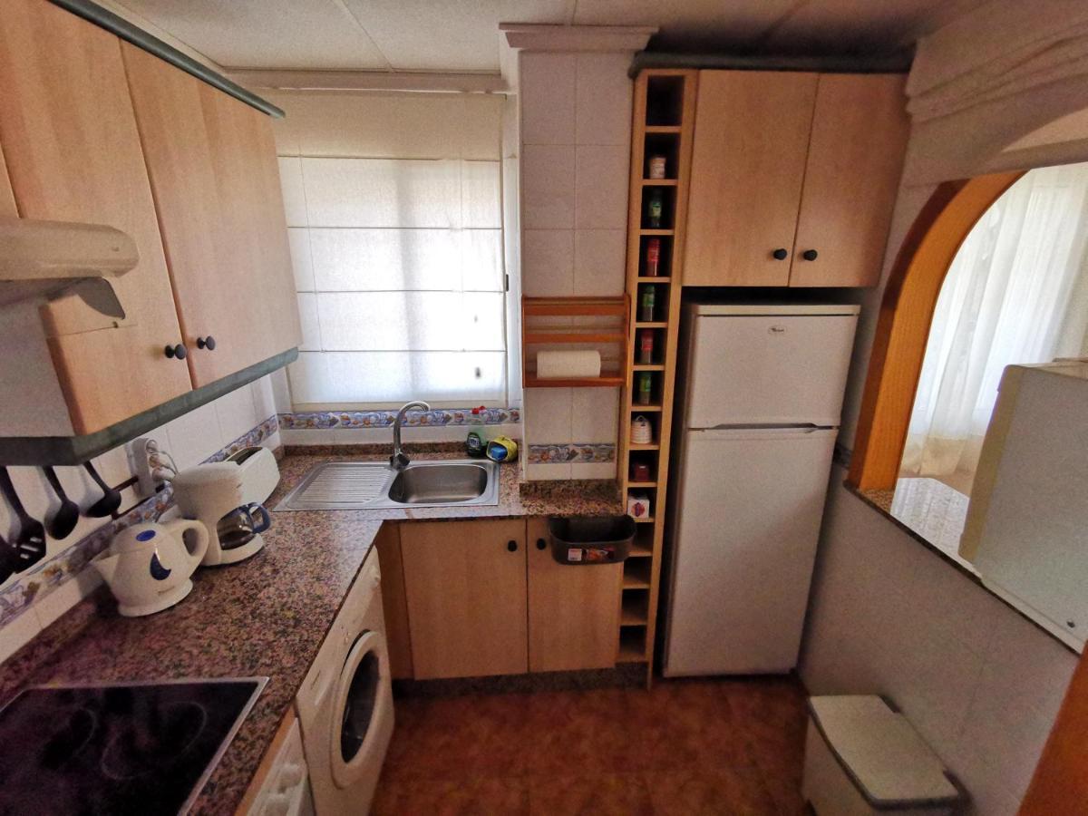 Rent an apartment in Torrevieja Buitenkant foto