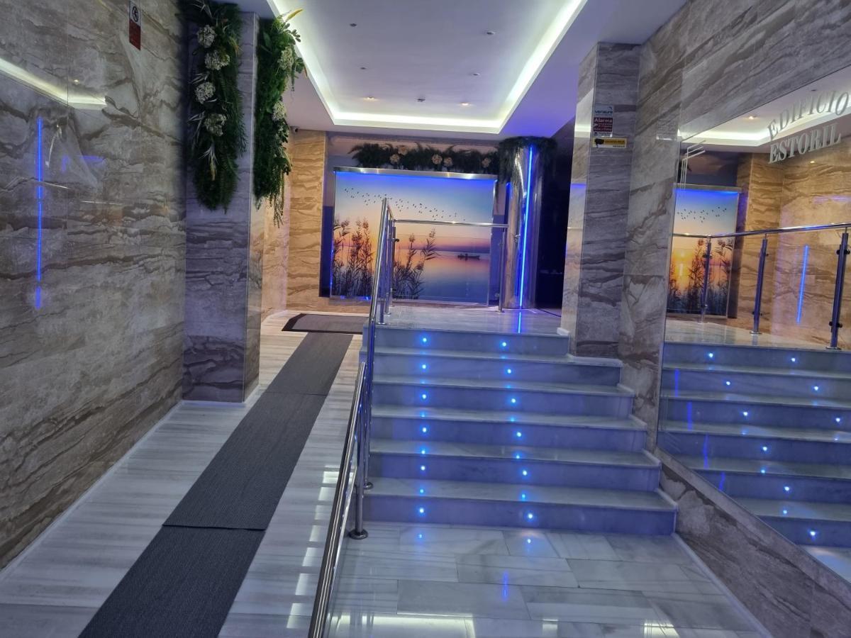Rent an apartment in Torrevieja Buitenkant foto